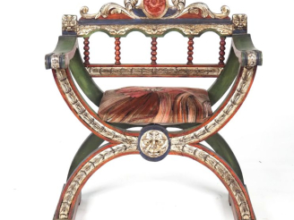 Vente aux enchères Fauteuil Dagobert en bois sculpté polychrome.