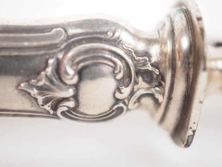 Nécessaire à découper le gigot de style Louis XV, manche argent fourré