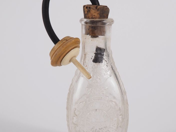 Rare et exceptionnel bébé Bru breveté téteur dans son état d’origine, 