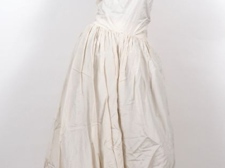 Vente aux enchères DOLCE   GABANNA Robe bustier blanche en polyamide et nylon.  Le bustie