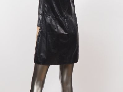 Simonetta RAVIZZAA Robe sans manche en cuir noir.  Deux poches plaquée