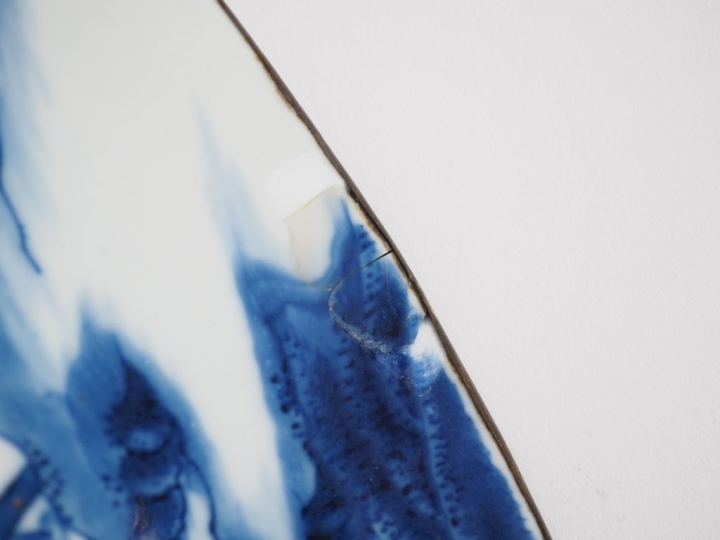 Vietnam,  XIXe siècle Plat en porcelaine de Hue, à décor en bleu sous 