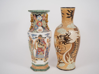 Vente aux enchères Vietnam, école de Bien Hoa XXe siècle,  Deux vases en céramique dit « 