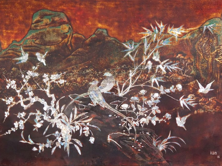 Vietnam, XXe siècle,  Panneau en laque représentant des oiseaux sur de