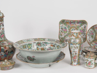 Vente aux enchères Chine, Canton, vers 1880-1900 Ensemble d’éléments de service, comprena
