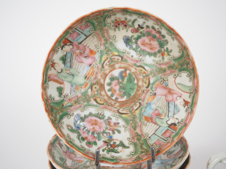 Chine, Canton, vers 1880-1900 Service en porcelaine comprenant, une th