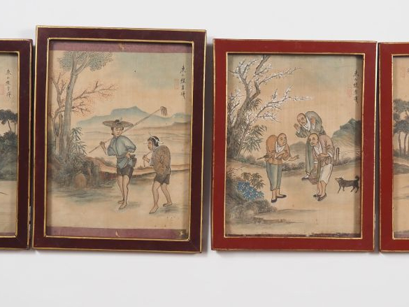 Chine, XXe siècle,  Quatre encres et couleurs sur soie, représentant d