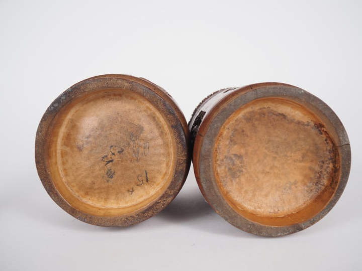 Chine, vers 1900 Paire de boîtes cylindriques couvertes en bambou, à d