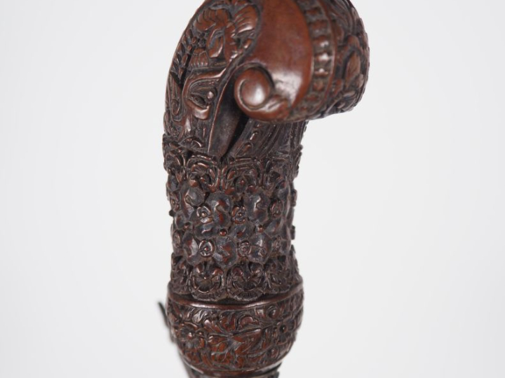 Malaisie, fin XIXe-début Xxe Poignard dit « kriss » la poignée et le w