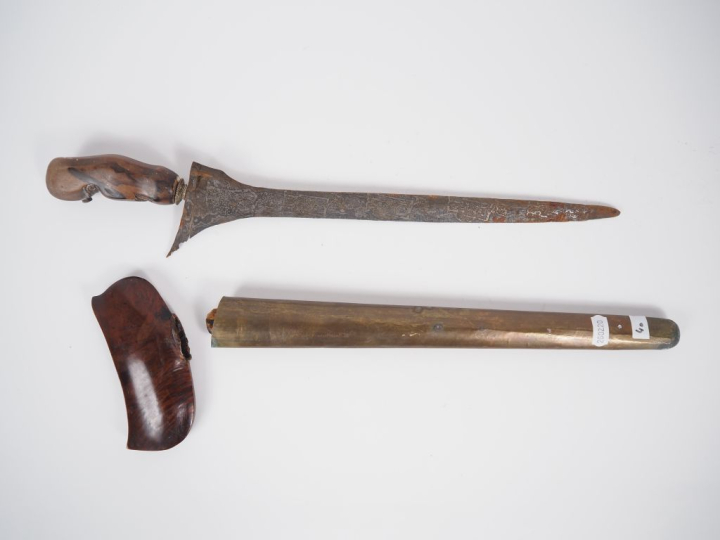 Malaisie, fin XIXe-début Xxe Poignard dit « kriss » la poignée et le w