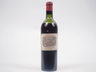 Vente aux enchères 1 BOUTEILLE CHÂTEAU LAFITE ROTHSCHILD 1er GCC PAUILLAC - 1949 - BEP 