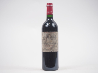 Vente aux enchères 1 BOUTEILLE CHÂTEAU BEAUREGARD POMEROL - 1995 - ETS 