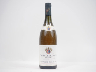 Vente aux enchères 1 BOUTEILLE CORTON CHARLEMAGNE GC DUFOULEUR PÈRE ET FILS - 2001