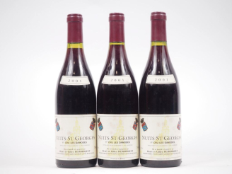 Vente aux enchères 3 BOUTEILLES NUITS ST GEORGES 1er CRU "LES DAMODES" HENRI ET GEORGES R