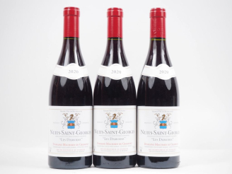 Vente aux enchères 3 BOUTEILLES NUITS ST GEORGES "LES DAMODES" DOMAINE MACHARD DE GRAMONT