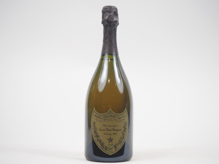 1 BOUTEILLE CHAMPAGNE DOM PÉRIGNON - 1993 - 0,8 CM SOUS LA COIFFE 
