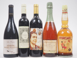 Vente aux enchères 5 BOUTEILLES : 1 DOMAINE MILHAU LACUGUE "LES CURÉES" - 2013 / 1 VIN RO