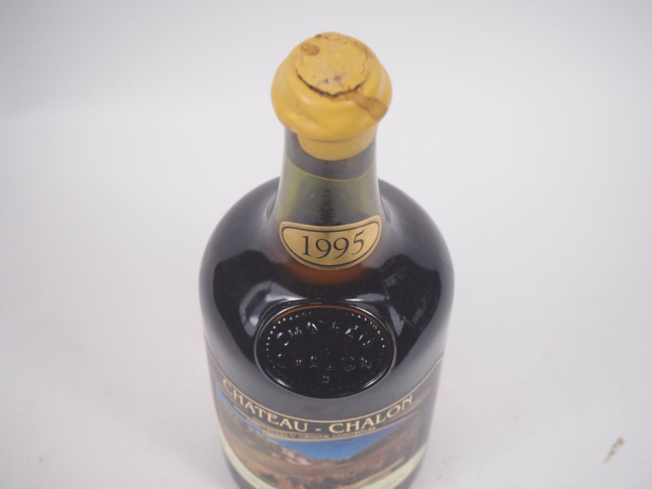 1 BOUTEILLE CHÂTEAU CHALON - 1995 - CAPS CIRE LÉGER ABIMÉE 