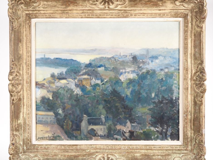 Ecole française XX e, Jacques HERVE ?  'Vue de ville en bord de fleuve