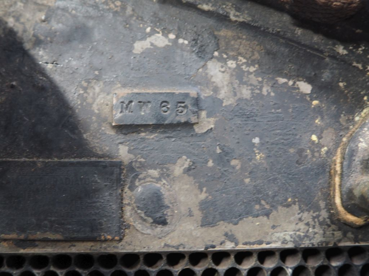 Radiateur pour automobile ROLLS ROYCE 20/25. Dim. 94 x 62 cm.