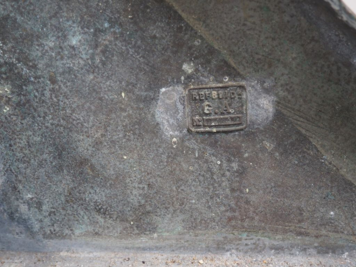 Radiateur ARECAL. Dim. 73 x 79 cm. (A restaurer)