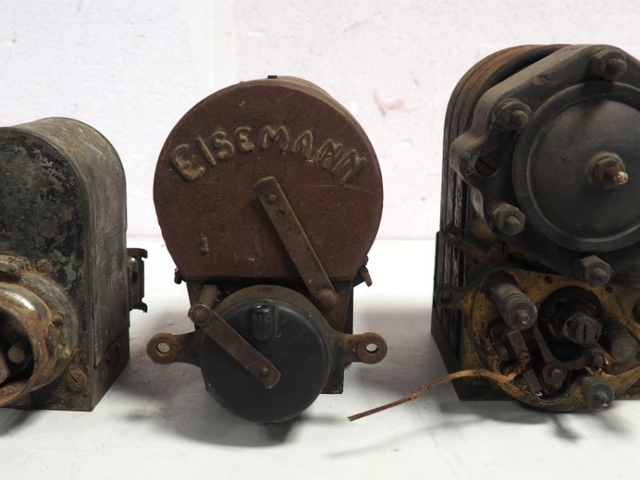 3 différents magnétos pour automobile de marque THE BERLING MAGNETO, E