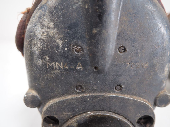 4 différents magnétos SCINTILLA pour automobile.