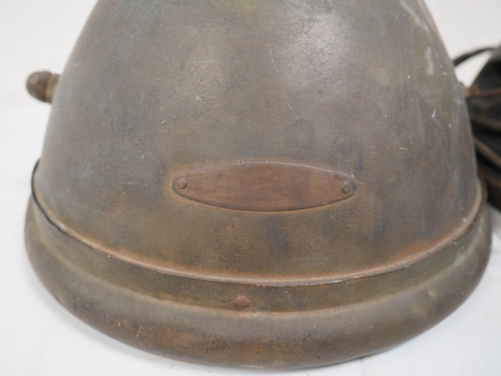 Paire de phares automobile S.E.V. Diam. 28 cm.