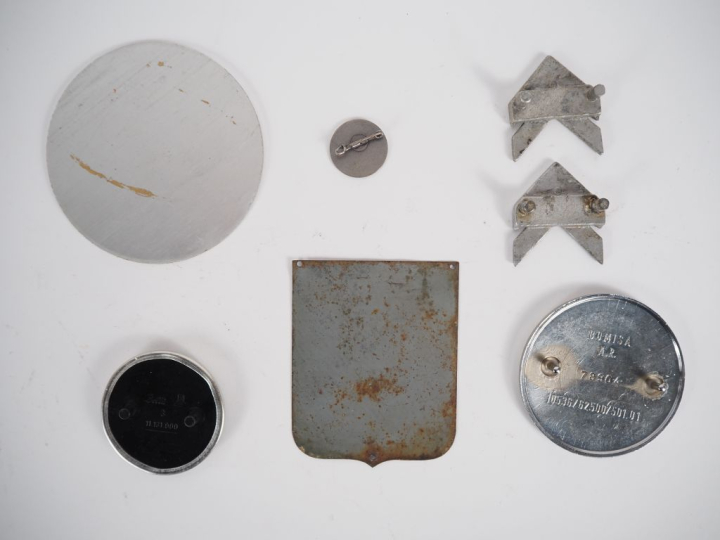 7 accessoires d'automobilia.