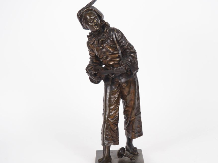 Eutrope BOURET.  "Arlequin : au clair de la lune" Sculpture en bronze 
