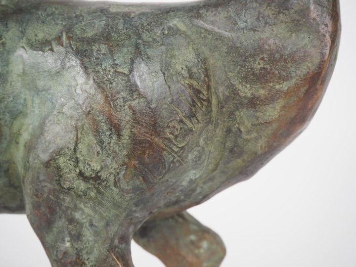 Sébastien CASTELLA.  "Taureau de combat" Sculpture en bronze à patine 