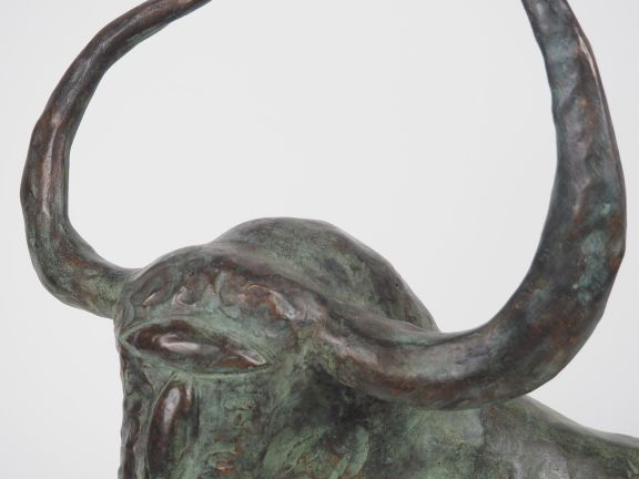 Sébastien CASTELLA.  "Taureau de combat" Sculpture en bronze à patine 