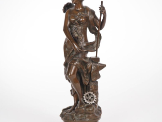 Vente aux enchères A. GAUDEZ.  "l'industrie" Sculpture en bronze à patine brune Signée H.