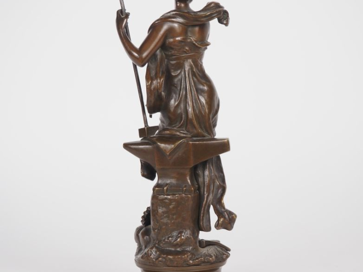 A. GAUDEZ.  "l'industrie" Sculpture en bronze à patine brune Signée H.