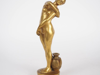 Vente aux enchères Jean Léon GEROME.  "baigneuse" Sculpture en bronze doré Signée, numéro