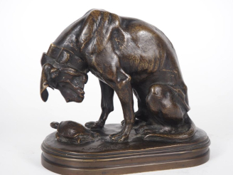 Vente aux enchères Alfred JACQUEMART.  "le chien à la tortue" Sujet en bronze à patine br