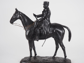 Vente aux enchères Georges MALISSARD.  "Le Maréchal Foch à cheval" Sculpture en bronze à 