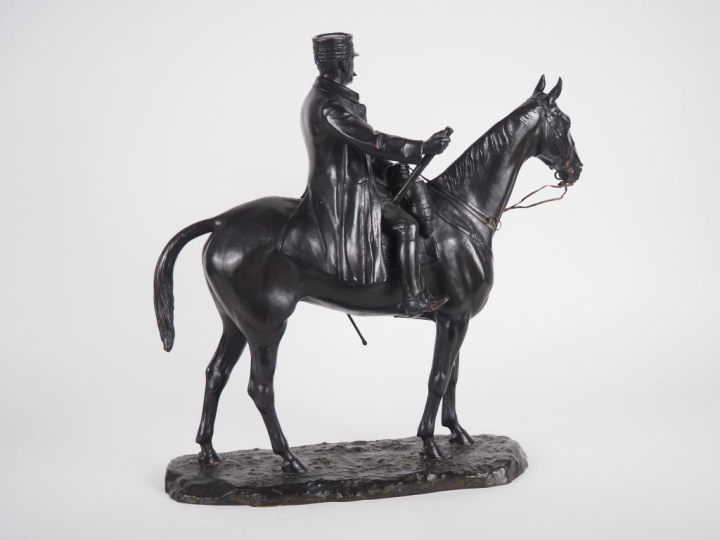 Georges MALISSARD.  "Le Maréchal Foch à cheval" Sculpture en bronze à 