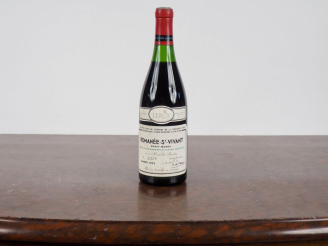 Vente aux enchères 1 BOUTEILLE ROMANÉE SAINT VIVANT DOMAINE DE LA ROMANÉE CONTI - 1973 - 