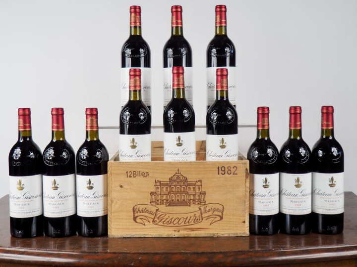 12 BOUTEILLES CHÂTEAU GISCOURS GCC MARGAUX - 1982 - CBO - #1 - 9 BG