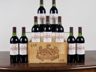 Vente aux enchères 9 BOUTEILLES CHÂTEAU COS D'ESTOURNEL GCC SAINT ESTÈPHE - 1983 - CBO - 
