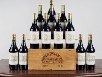 Vente aux enchères 12 BOUTEILLES CHÂTEAU HAUT BRION 1er GCC GRAVES - 1985 - CBO - #1 - BO