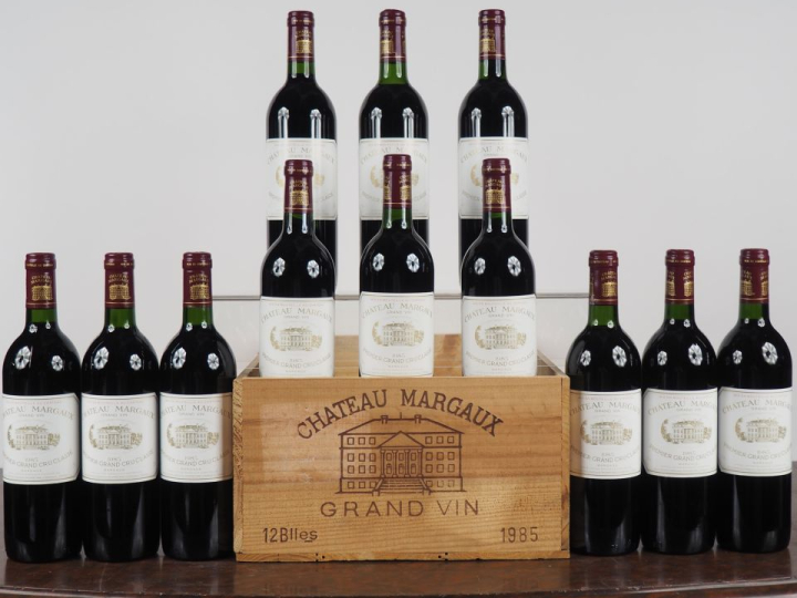 12 BOUTEILLES CHÂTEAU MARGAUX 1er GCC MARGAUX - 1985 - CBO - #1 - 4 BG