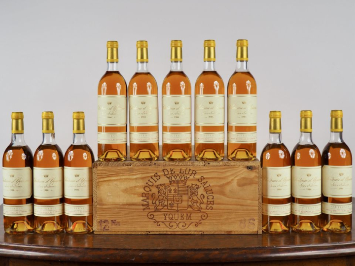 11 BOUTEILLES CHÂTEAU D'YQUEM 1er CCS SAUTERNES - 1986 - CBO - #1 - 3 