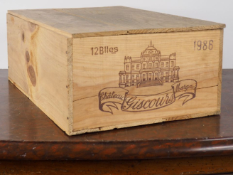 Vente aux enchères 12 BOUTEILLES CHÂTEAU GISCOURS GCC MARGAUX - 1986 - CBO - #1 - 5 BG/6 
