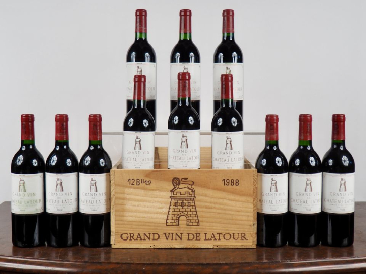12 BOUTEILLES CHÂTEAU LATOUR 1er GCC PAUILLAC - 1988 - CBO - #1 - 1 ÉT