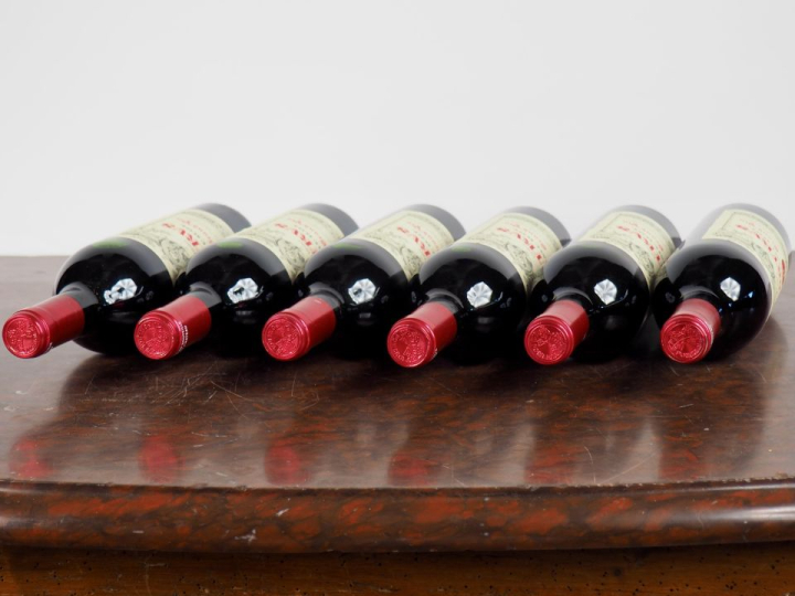 6 BOUTEILLES PETRUS POMEROL - 1990 - CBO - #1 - BONS NIVEAUX/1 ÉTIQUET