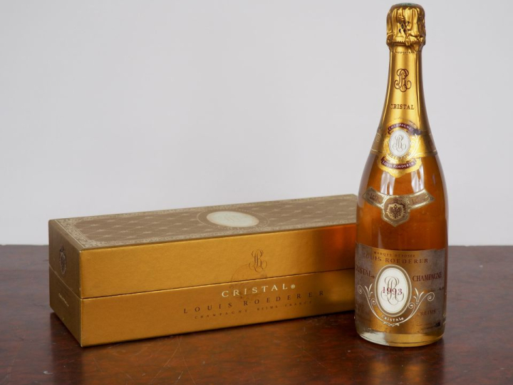 1 BOUTEILLE CHAMPAGNE CRISTAL ROEDERER - 1993 - COFFRET - #3 - BON NIV