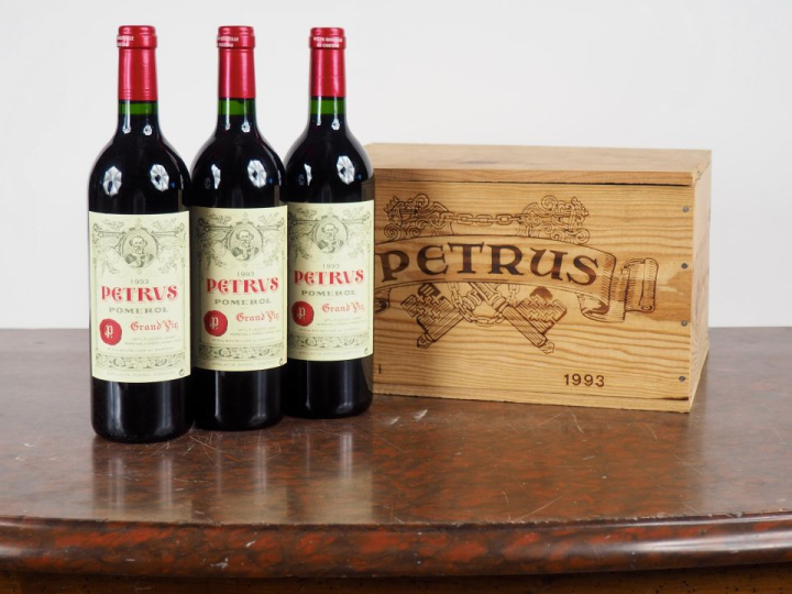 3 BOUTEILLES PETRUS POMEROL - 1993 - CBO x 6 - #1 - TRÈS BONS NIVEAUX