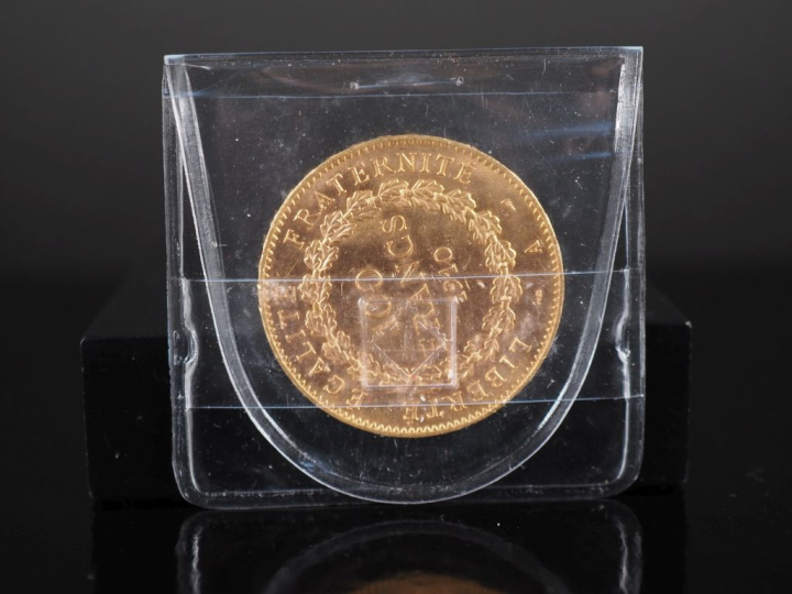 Pièce de 100 Francs or, République Française, 1910-A. FRAIS ACHETEURS 